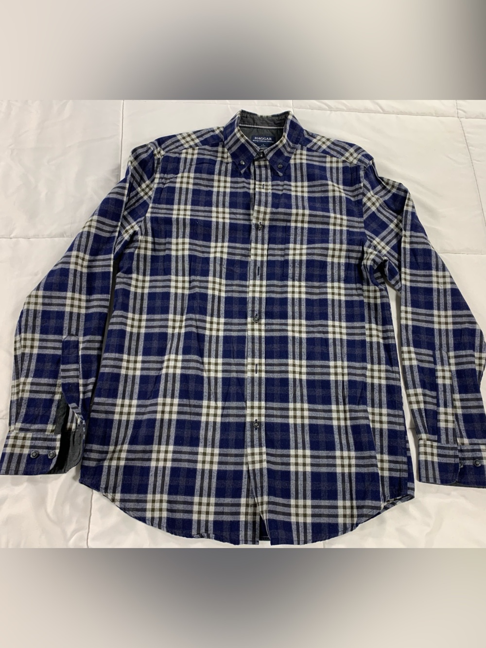 Pre loved HAGGAR shirt mens size S